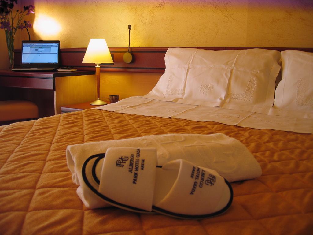 Ch Hotel Giada Inn Arese Extérieur photo